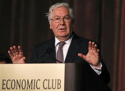 The Governor of the Bank of England Mervyn King speaks to the Economic Club of New York in New York, December 10, 2012. REUTERS/Brendan McDe The Governor of the Bank of England Mervyn King speaks to the Economic Club of New York in New York, December 10, 2012. REUTERS/Brendan McDe
