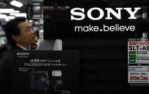 Sony Corp's logo is seen at an electronics store in Tokyo November 15, 2012. REUTERS/Toru Hanai Sony Corp's logo is seen at an electronics store in Tokyo November 15, 2012. REUTERS/Toru Hanai