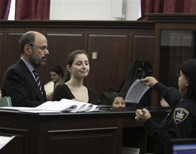 Morgan Gliedman (C) stands next to her lawyer Gerald Shargel (L) in Manhattan Criminal Court in New York January 8, 2013. REUTERS/Dan Brinza Morgan Gliedman (C) stands next to her lawyer Gerald Shargel (L) in Manhattan Criminal Court in New York January 8, 2013. REUTERS/Dan Brinza