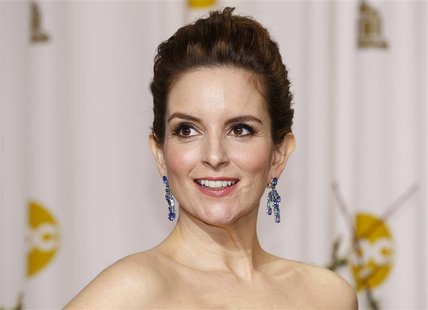 Presenter Tina Fey attends the 84th Academy Awards in Hollywood, California February 26, 2012. REUTERS/Mike Blake Presenter Tina Fey attends the 84th Academy Awards in Hollywood, California February 26, 2012. REUTERS/Mike Blake