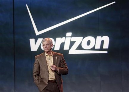 Lowell McAdam, Verizon's chief executive officer (CEO), speaks at the closing first day keynote at the Consumer Electronics Show (CES) in La Lowell McAdam, Verizon's chief executive officer (CEO), speaks at the closing first day keynote at the Consumer Electronics Show (CES) in La