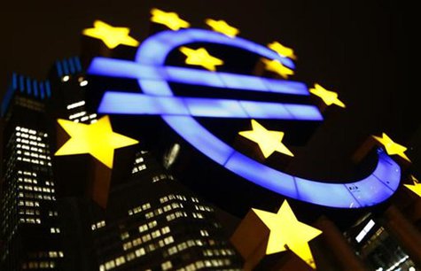 An illuminated euro sign is seen in front of the headquarters of the European Central Bank (ECB) in the late evening in Frankfurt January 8, An illuminated euro sign is seen in front of the headquarters of the European Central Bank (ECB) in the late evening in Frankfurt January 8,