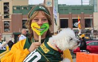 Our 30 Favorite Fan Shots Caught By Our Cameras in the Regular Season 25