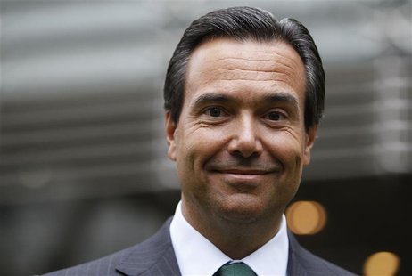 Lloyds Banking Group CEO Antonio Horta-Osorio poses outside the bank's headquarters on his first day back at work after taking a leave of ab Lloyds Banking Group CEO Antonio Horta-Osorio poses outside the bank's headquarters on his first day back at work after taking a leave of ab