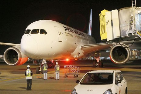Japan Airlines' (JAL) Boeing Co's 787 plane which encountered the mishap of a fuel leak arrives at New Tokyo international airport in Narita Japan Airlines' (JAL) Boeing Co's 787 plane which encountered the mishap of a fuel leak arrives at New Tokyo international airport in Narita
