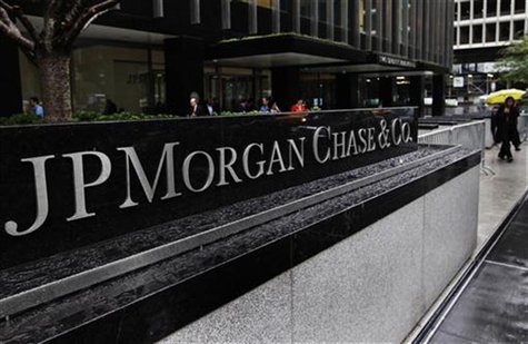 The entrance to JPMorgan Chase's international headquarters on Park Avenue is seen in New York October 2, 2012. REUTERS/Shannon Stapleton The entrance to JPMorgan Chase's international headquarters on Park Avenue is seen in New York October 2, 2012. REUTERS/Shannon Stapleton