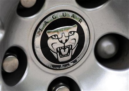 A Jaguar car logo is seen on a vehicle hubcap in central London September 24, 2009. REUTERS/Toby Melville A Jaguar car logo is seen on a vehicle hubcap in central London September 24, 2009. REUTERS/Toby Melville