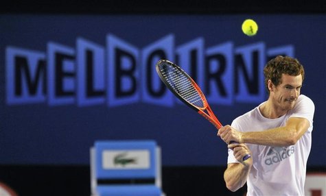Andy Murray of Britain hits a return during a practice session at the Australian Open tennis tournament in Melbourne January 13, 2013. REUTE Andy Murray of Britain hits a return during a practice session at the Australian Open tennis tournament in Melbourne January 13, 2013. REUTE