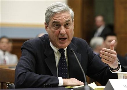 FBI Director Robert Mueller testifies before the House Judiciary committee hearing on Capitol Hill in Washington May 9, 2012. REUTERS/Yuri G FBI Director Robert Mueller testifies before the House Judiciary committee hearing on Capitol Hill in Washington May 9, 2012. REUTERS/Yuri G