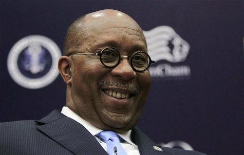 U.S. Trade Representative Ron Kirk smiles during an event at the Singapore Management University April 26, 2012. REUTERS/Tim Chong U.S. Trade Representative Ron Kirk smiles during an event at the Singapore Management University April 26, 2012. REUTERS/Tim Chong