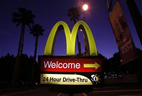 A McDonald's restaurant's drive-thru sign is pictured in Los Angeles April 4, 2011. REUTERS/Mario Anzuoni A McDonald's restaurant's drive-thru sign is pictured in Los Angeles April 4, 2011. REUTERS/Mario Anzuoni