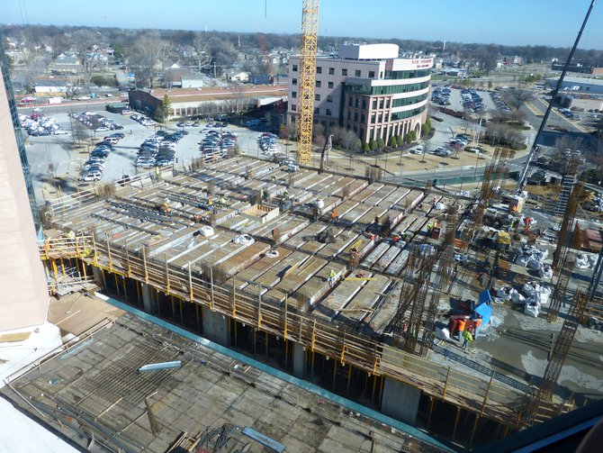 Construction of the new Proton Radiation Building