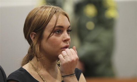 Actress Lindsay Lohan attends a probation violation hearing at Airport Branch Courthouse in Los Angeles, California January 30, 2013. REUTER Actress Lindsay Lohan attends a probation violation hearing at Airport Branch Courthouse in Los Angeles, California January 30, 2013. REUTER