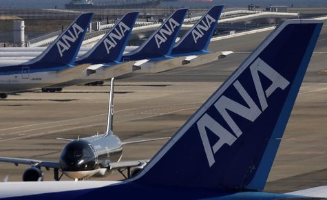 Four All Nippon Airways' (ANA) Boeing Co's 787 Dreamliner planes (top) are seen behind another ANA plane at Haneda airport in Tokyo January Four All Nippon Airways' (ANA) Boeing Co's 787 Dreamliner planes (top) are seen behind another ANA plane at Haneda airport in Tokyo January