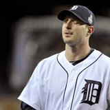 Detroit Tigers starting pitcher Max Scherzer leaves the field after the third out of the second inning against the San Francisco Giants duri Detroit Tigers starting pitcher Max Scherzer leaves the field after the third out of the second inning against the San Francisco Giants duri