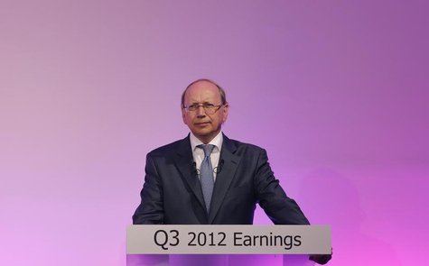 Alcatel-Lucent Chief Executive Officer Ben Verwaayen attends a news conference to present the company's 2012 third quarter sales results in Alcatel-Lucent Chief Executive Officer Ben Verwaayen attends a news conference to present the company's 2012 third quarter sales results in