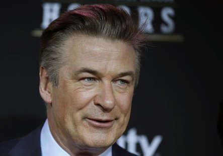 Host Alec Baldwin arrives at the 2nd Annual NFL Honors in New Orleans, Louisiana, February 2, 2013. REUTERS/Lucy Nicholson Host Alec Baldwin arrives at the 2nd Annual NFL Honors in New Orleans, Louisiana, February 2, 2013. REUTERS/Lucy Nicholson