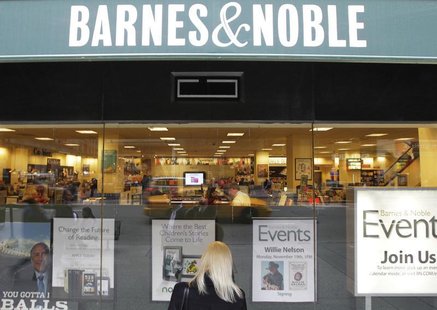 A woman looks in from a window panel of a Barnes and Noble store in New York October 24, 2012. REUTERS/Brendan McDermid A woman looks in from a window panel of a Barnes and Noble store in New York October 24, 2012. REUTERS/Brendan McDermid
