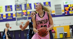 UW Stevens Point vs. Stout 2/13/13. Photo courtesy UWSP Athletic Department.
UW Stevens Point vs. Stout 2/13/13. Photo courtesy UWSP Athletic Department.