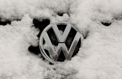 A snow-covered Volkswagen logo is pictured at a Volkswagen car dealer in the western city of Hamm January 14, 2013. REUTERS/Ina Fassbender A snow-covered Volkswagen logo is pictured at a Volkswagen car dealer in the western city of Hamm January 14, 2013. REUTERS/Ina Fassbender