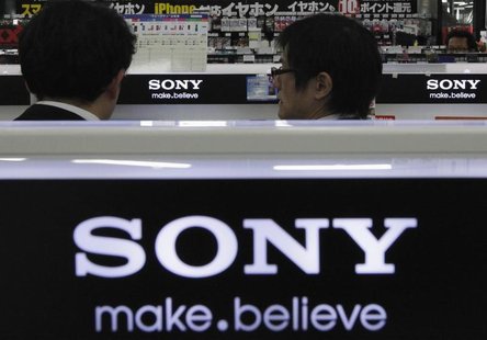 The logos of Sony Corp. are seen at an electronic store in Tokyo February 6, 2013. REUTERS/Shohei Miyano The logos of Sony Corp. are seen at an electronic store in Tokyo February 6, 2013. REUTERS/Shohei Miyano