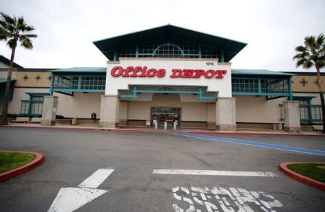 An Office Depot store is pictured in Encinitas, California, February 19, 2013. REUTERS/Mike Blake An Office Depot store is pictured in Encinitas, California, February 19, 2013. REUTERS/Mike Blake