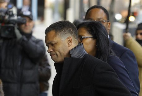 Former Chicago congressman Jesse Jackson Jr. (C) enters the U.S. District Federal Courthouse in Washington February 20, 2013. REUTERS/Gary C Former Chicago congressman Jesse Jackson Jr. (C) enters the U.S. District Federal Courthouse in Washington February 20, 2013. REUTERS/Gary C