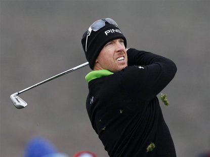 Hunter Mahan of the U.S. hits off the third tee during the first round of the WGC-Accenture Match Play Championship golf tournament in Maran Hunter Mahan of the U.S. hits off the third tee during the first round of the WGC-Accenture Match Play Championship golf tournament in Maran