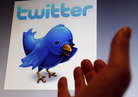 An illustration picture shows the logo of the Website Twitter on an Ipad, in Bordeaux, Southwestern France, January 30, 2013. REUTERS/Regis An illustration picture shows the logo of the Website Twitter on an Ipad, in Bordeaux, Southwestern France, January 30, 2013. REUTERS/Regis