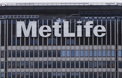 The MetLife building is seen in New York, March 8, 2010. REUTERS/Shannon Stapleton The MetLife building is seen in New York, March 8, 2010. REUTERS/Shannon Stapleton
