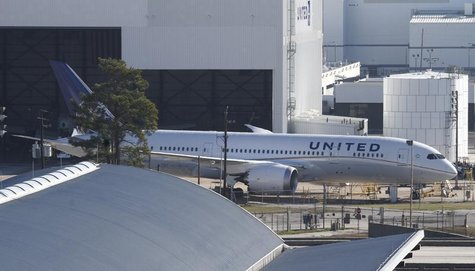 United Airlines 787 Dreamliner jets are seen parked on the tarmac at George Bush Intercontinental Airport in Houston, Texas January 17, 2013 United Airlines 787 Dreamliner jets are seen parked on the tarmac at George Bush Intercontinental Airport in Houston, Texas January 17, 2013
