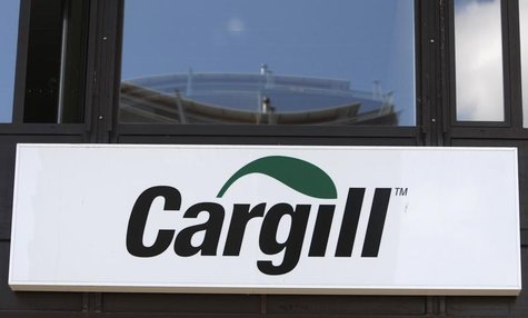 A logo is pictured on the building of Cargill International SA in Geneva August 4, 2009. REUTERS/Denis Balibouse A logo is pictured on the building of Cargill International SA in Geneva August 4, 2009. REUTERS/Denis Balibouse
