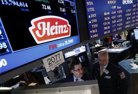 Traders work at the post that trades H.J. Heinz Co. on the floor of the New York Stock Exchange, February 14, 2013. REUTERS/Brendan McDermid Traders work at the post that trades H.J. Heinz Co. on the floor of the New York Stock Exchange, February 14, 2013. REUTERS/Brendan McDermid