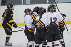UW Stevens Point Women's Hockey
UW Stevens Point Women's Hockey