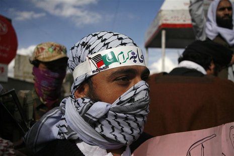 Supporters of religious party Ahle Sunnat Wal Jamaat, which was formerly known as Sipah-e-Sahaba, take part in a demonstration against what Supporters of religious party Ahle Sunnat Wal Jamaat, which was formerly known as Sipah-e-Sahaba, take part in a demonstration against what