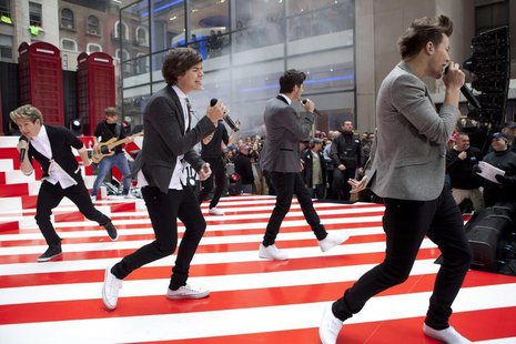 The band "One Direction" performs on NBC's Today show in New York November 13, 2012. REUTERS/Andrew Burton The band "One Direction" performs on NBC's Today show in New York November 13, 2012. REUTERS/Andrew Burton