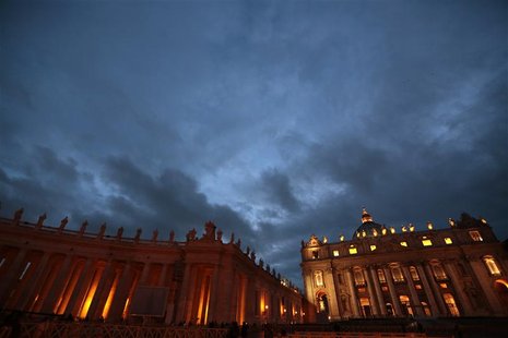 A general view of Saint Peter's Square at the Vatican February 23, 2013. REUTERS/Eric Gaillard A general view of Saint Peter's Square at the Vatican February 23, 2013. REUTERS/Eric Gaillard