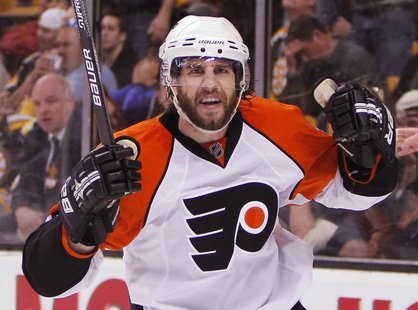 2013-02-26T231522Z_1_CBRE91P1SLQ00_RTROPTP_3_SPORTS-US-NHL-FLYERS-GAGNE_JPG_475x310_q85.jpg