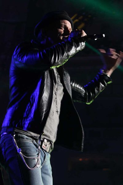Thompson Square on 2/28/13 @ Resch Center