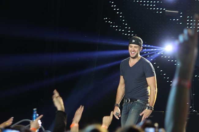Luke Bryan on 2/28/13 @ Resch Center