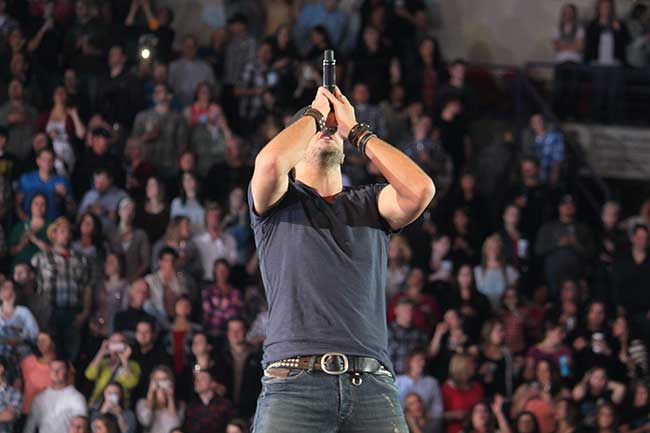 Luke Bryan on 2/28/13 @ Resch Center