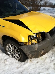 Driver and passenger of this vehicle did not want to have anything to do with police. Driver and passenger of this vehicle did not want to have anything to do with police.