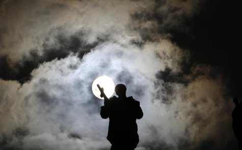A statue is silhouetted in Saint Peter's Square at the Vatican March 3, 2013. REUTERS/Max Rossi A statue is silhouetted in Saint Peter's Square at the Vatican March 3, 2013. REUTERS/Max Rossi