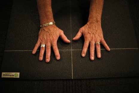 A senior does yoga in Sun City, Arizona, January 7, 2013. REUTERS/Lucy Nicholson A senior does yoga in Sun City, Arizona, January 7, 2013. REUTERS/Lucy Nicholson