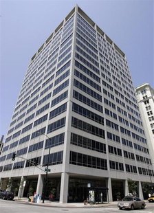 An exterior view of the building that houses Huron Consulting Group in Chicago August 3, 2009. REUTERS/Frank Polich An exterior view of the building that houses Huron Consulting Group in Chicago August 3, 2009. REUTERS/Frank Polich