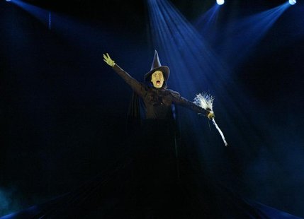 Actress Idina Menzel performs a number from "Wicked" at The American Theater Wing's 58th Annual Tony Awards at Radio City Music Hall in New Actress Idina Menzel performs a number from "Wicked" at The American Theater Wing's 58th Annual Tony Awards at Radio City Music Hall in New