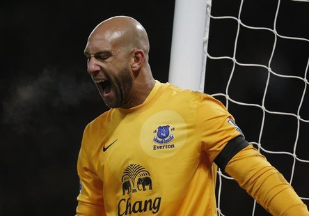 Everton's goalkeeper Tim Howard reacts during the English Premier League soccer match against Manchester United at Old Trafford in Mancheste Everton's goalkeeper Tim Howard reacts during the English Premier League soccer match against Manchester United at Old Trafford in Mancheste