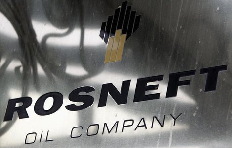 A logo of Russian state oil firm Rosneft is seen at its office in Moscow, October 18, 2012. REUTERS/Maxim Shemetov A logo of Russian state oil firm Rosneft is seen at its office in Moscow, October 18, 2012. REUTERS/Maxim Shemetov