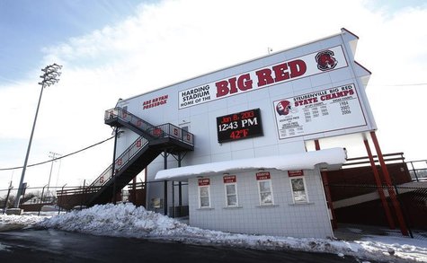 Harding Stadium, home of the Steubenville High Big Red football team sits in the middle of Steubenville, Ohio, January 8, 2013. REUTERS/Jaso Harding Stadium, home of the Steubenville High Big Red football team sits in the middle of Steubenville, Ohio, January 8, 2013. REUTERS/Jaso