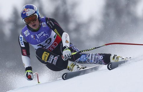 Lindsey Vonn of the U.S. skis during the women's Super G race at the World Alpine Skiing Championships in Schladming February 5, 2013. REUTE Lindsey Vonn of the U.S. skis during the women's Super G race at the World Alpine Skiing Championships in Schladming February 5, 2013. REUTE